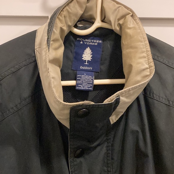 Men’s jacket with hidden hood under collar. Roundtree & Yorke. - Picture 3 of 10